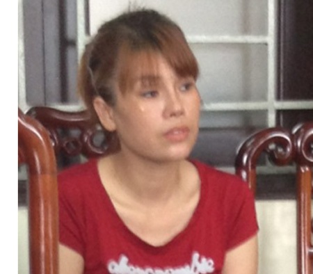 Đối tượng Lê Thị Hằng tại cơ quan công an