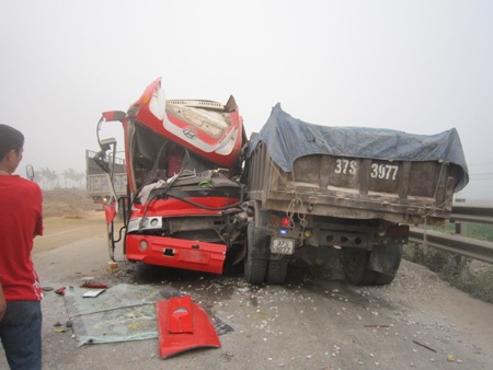 Hiện trường vụ tai nạn (Ảnh: Xuân Bảy)