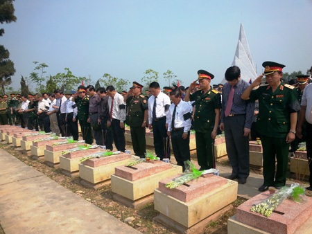 An táng 31 hài cốt liệt sĩ quân tình nguyện hy sinh tại Lào