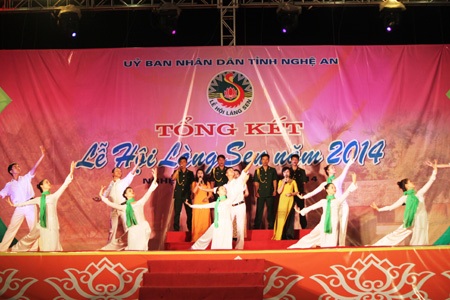 Tiết mục Dấu chân phía trước của đoàn nghệ thuật BĐBP tỉnh Nghệ An