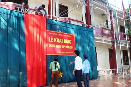 Sở GD-ĐT Nghệ An kiểm tra công tác chuẩn bị nước uống phục vụ sĩ tử trong kỳ thi