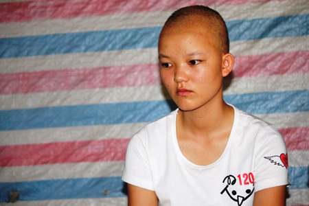 Thí sinh Trần Thị Nhi và mẹ chuẩn bị cho kỳ thi ĐH 2014.