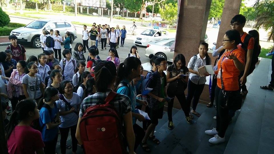 Nghệ An: Hơn 1000 bạn trẻ thổi bùng khát khao du học - 5 Chị Đào Thị Hằng (thường gọi là Hằng mắm ruốc) chia sẻ: “Nơi nào có ý chí nơi đó có con đường”.