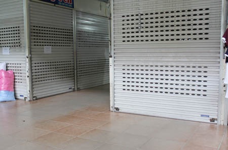 Các quầy ốt trong chợ Vinh đóng cửa trong sáng ngày 15/9