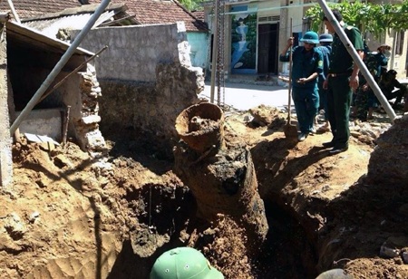 Phát hiện đầu đạn tên lửa nặng hơn 200kg