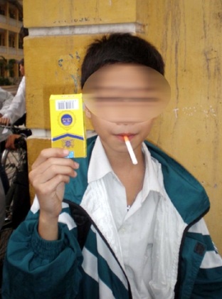 Cần phải xử lý nghiêm kẹo thuốc lá “đầu độc” con trẻ - 1 Cần phải xử lý nghiêm kẹo thuốc lá “đầu độc” con trẻ - 1