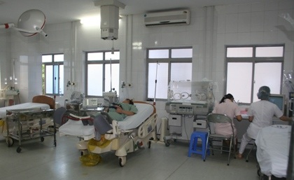 Trẻ tử vong sau ca mổ lấy thai, bác sĩ nhận "lót tay" bị kỷ luật - 1