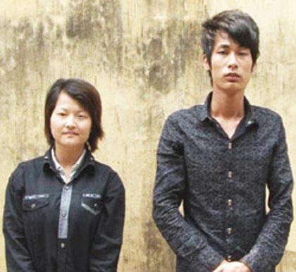 Cặp vợ chồng chuyên lừa bán vàng giả sa lưới - 1 Cặp vợ chồng chuyên lừa bán vàng giả sa lưới - 1
