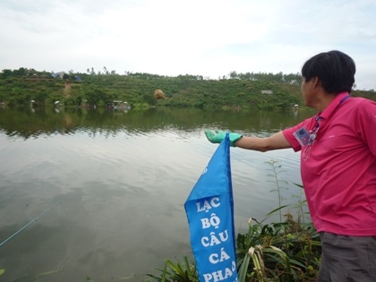 Theo chân các “cần thủ” lên núi săn cá hồ Bầu Lầy - 6