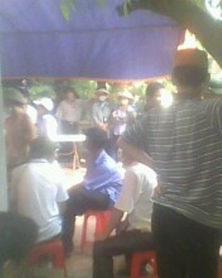 Bắc Giang: Phát hiện thi thể thiếu nữ dưới hồ nước - 1