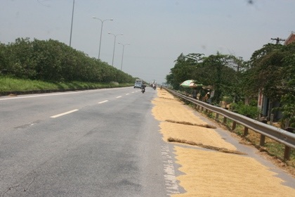 Hà Nội bị “hun khói” - 16