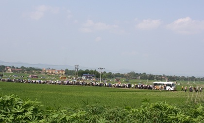 Vụ thảm sát tại Bắc Giang: Những vành khăn tang phủ trắng trưa hè - 7