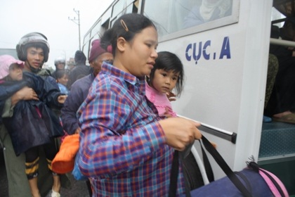 Mưa gió mạnh diện rộng, đã có những thiệt hại đầu tiên - 4