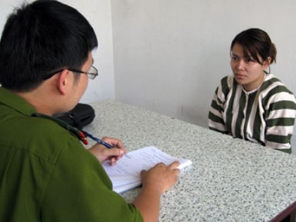 Hành trình truy bắt cặp vợ chồng “siêu lừa” đất mỏ - 1