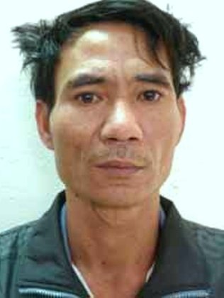 Nguyên cán bộ văn hóa “hô biến” giấy trắng thành... bằng cấp - 1