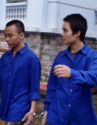Lừa bán nhiều trẻ em vào “động quỷ”, 2 đối tượng lĩnh 40 năm tù - 1 Lừa bán nhiều trẻ em vào “động quỷ”, 2 đối tượng lĩnh 40 năm tù - 1