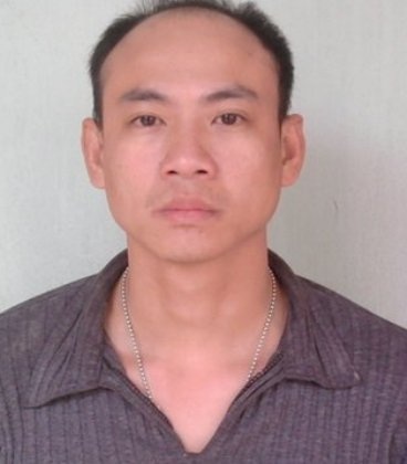 Điên cuồng nổ súng thị uy, cướp tiền trong đêm - 1