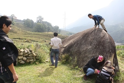 Lời kêu cứu từ bãi đá cổ Sa Pa - 15