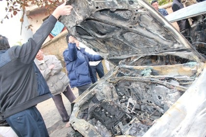 Vụ cháy xe Lacetti tại Bắc Giang: Do lỗi kỹ thuật? - 2