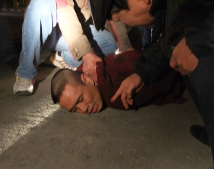 Mang súng K59 áp tải ma túy - 1