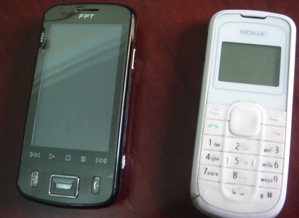 Làm nhục thiếu nữ, cướp điện thoại - 2