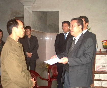 Honda Việt Nam hỗ trợ gia đình nạn nhân vụ nổ xe - 1