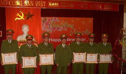 Thưởng “nóng” công an tỉnh Bắc Ninh phá nhanh vụ án nổ xe máy   - 1