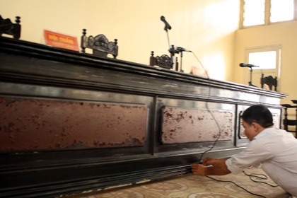 Sát thủ máu lạnh bật khóc nghe mô tả thương tích nạn nhân  - 25