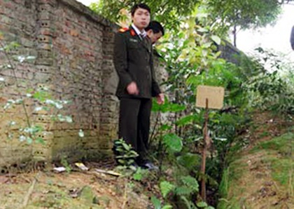 Nổ bom bi, 4 học sinh trọng thương - 1 Nổ bom bi, 4 học sinh trọng thương - 1