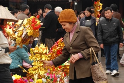 Hội Phủ Giày nô nức ăn theo lễ khai ấn đền Trần  - 7