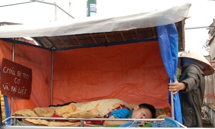 Hội Phủ Giày nô nức ăn theo lễ khai ấn đền Trần  - 14