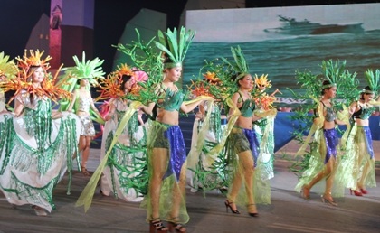 Tưng bừng đêm hội sắc màu văn hóa Carnaval Hạ Long 2012