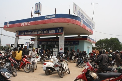 Phạt 100 triệu đồng, tước giấy phép kinh doanh cây xăng Đồi Nên - 1