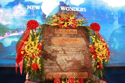 Tưng bừng đêm hội sắc màu văn hóa Carnaval Hạ Long 2012