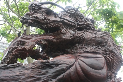 Ngắm đội sinh vật cảnh “khủng” tại Carnaval Hạ Long