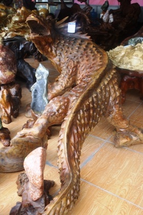 Ngắm đội sinh vật cảnh “khủng” tại Carnaval Hạ Long