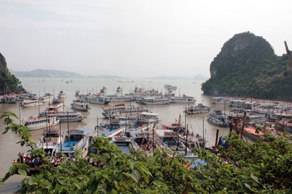 Vịnh Hạ Long đạt kỷ lục mới về lượng khách tham quan  - 4