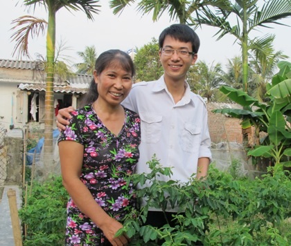 Thanh trở thành niềm tự hào của người mẹ tần tảo.