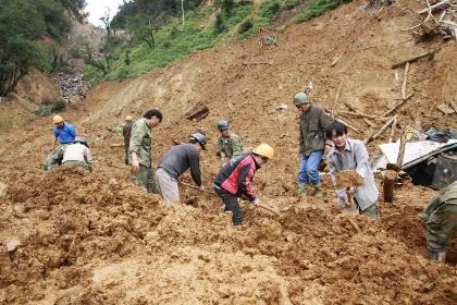 Dừng tìm kiếm 2 nạn nhân vụ sạt lở tại La Pán Tẩn.