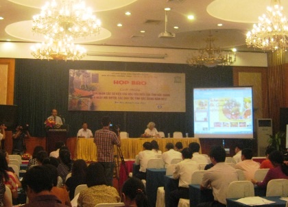 Buổi họp báo công bố 