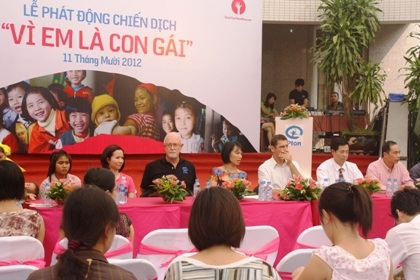 Phát động chiến dịch “Vì em là con gái” - 1 Chương trình “Vì em là con gái” sẽ hỗ trợ cho 4 triệu trẻ em gái.