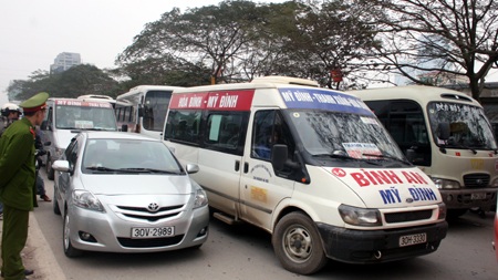 Có thể chính người dân lại phải chịu phí sử dụng đường bộ của các đơn vị kinh doanh vận tải.