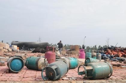 Phút sinh tử của các nạn nhân vụ nổ gas - 2 Vụ nổ gas kinh hoàng khiến hơn 30 người bị thương.