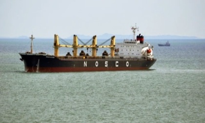 Cứu sống 54 thuyền viên nước ngoài trôi dạt trên biển - 1 Tàu Nosco Victory đã cứu được hơn 40 thuyền viên trôi dạt trên biển.