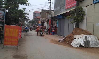 Bắt “nóng” nhóm côn đồ vào làng “thu tô” đánh chết nhân viên an ninh - 2 Thôn Ấp Đồn nơi xảy ra vụ thu tô giết người dã man.