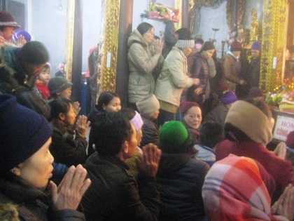 Đền Trạng Trình sẽ tiếp tục mở cửa đón du khách về tham quan và hành lễ đến hết Tết âm lịch.