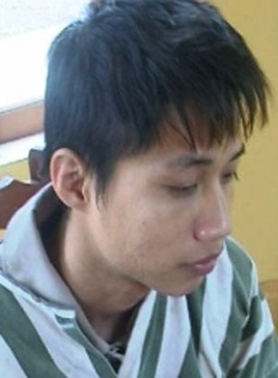 Đối tượng Lê Văn Thành tại cơ quan công an.