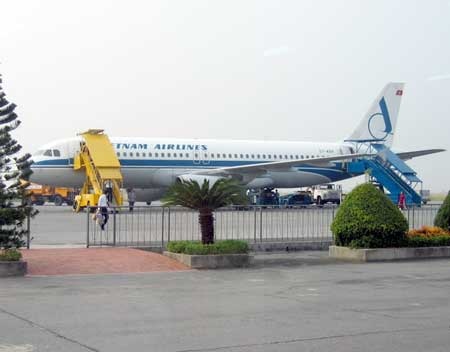 Hành vi dọa có bom trên máy bay có thể bị phạt đến 60 triệu đồng. (Ảnh: Internet)