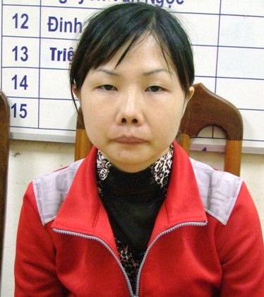 Triệt phá đường dây ma túy đưa sang Trung Quốc tiêu thụ - 3 Đối tượng Phan Thúy Hường tham gia vận chuyển ma túy.