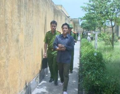 Lật tẩy chiêu bán khống giấy kiểm dịch động vật - 1 Đối tượng Nguyễn Văn Đôn bị bắt giữ.